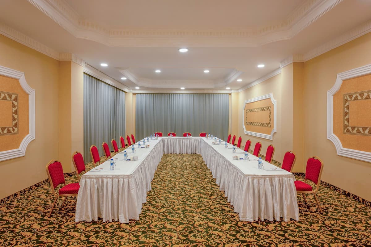 Yasemin-Saal